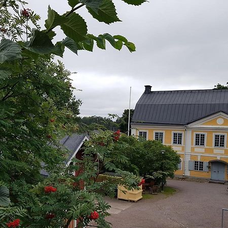 Piispan Majatalo, Pieni Erillistalo Hotel Porvoo Exterior foto